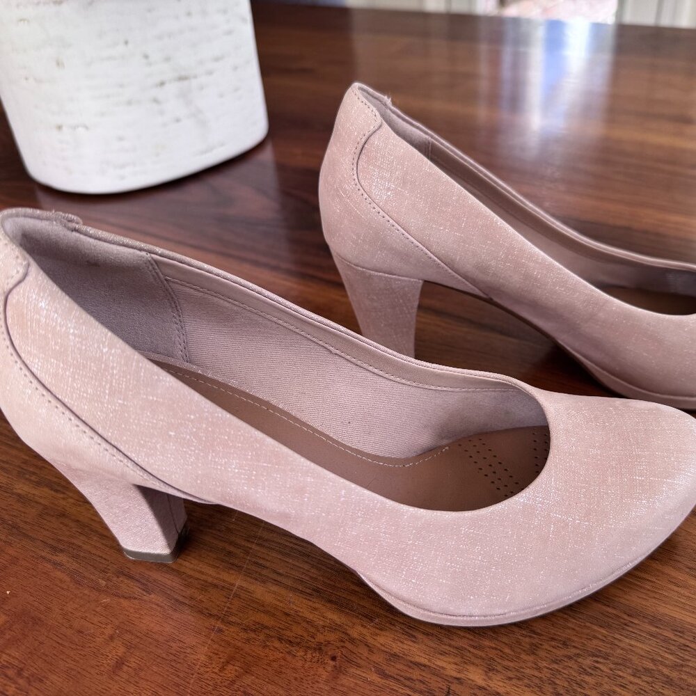 Clarks Artisan heels